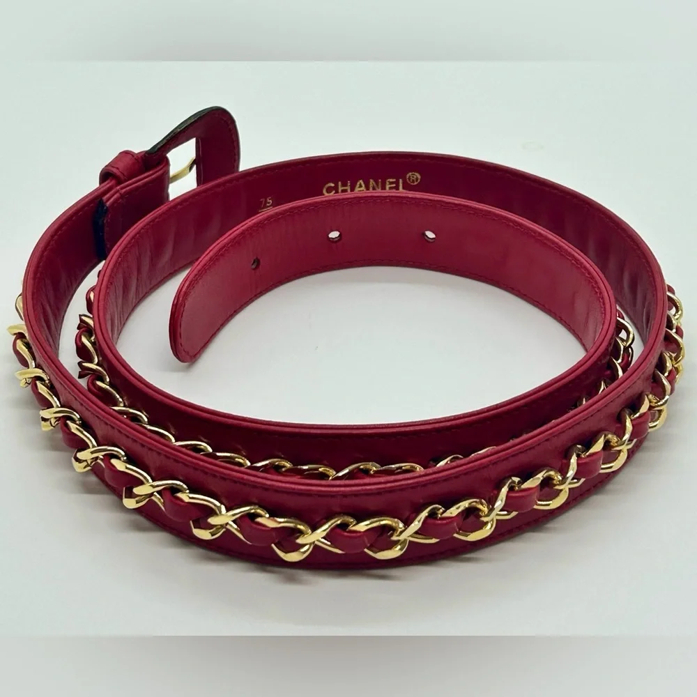 CHANEL Vintage Gold Chain Red Leather Belt NEW CONDITION